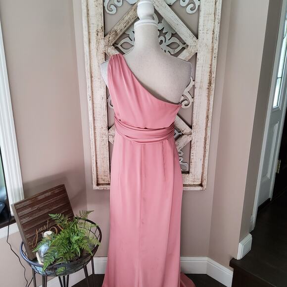Vivian Diamond Dressy Collection One-Shoulder Satin Gown Knotted Bodice Rose - Picture 4 of 13